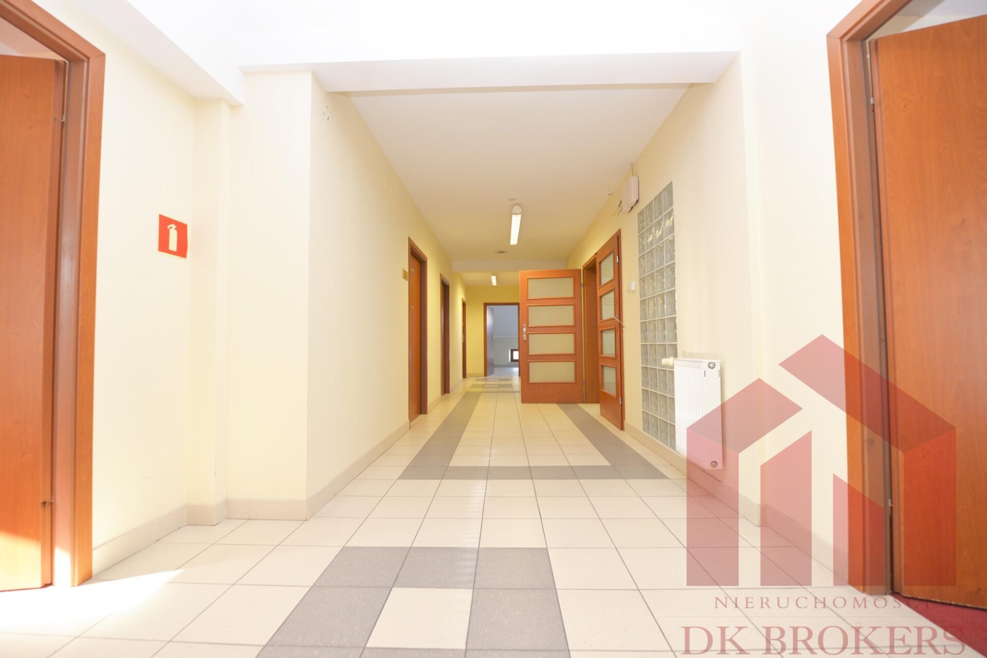 lokal biurowy w kamienicy z windą w centrum