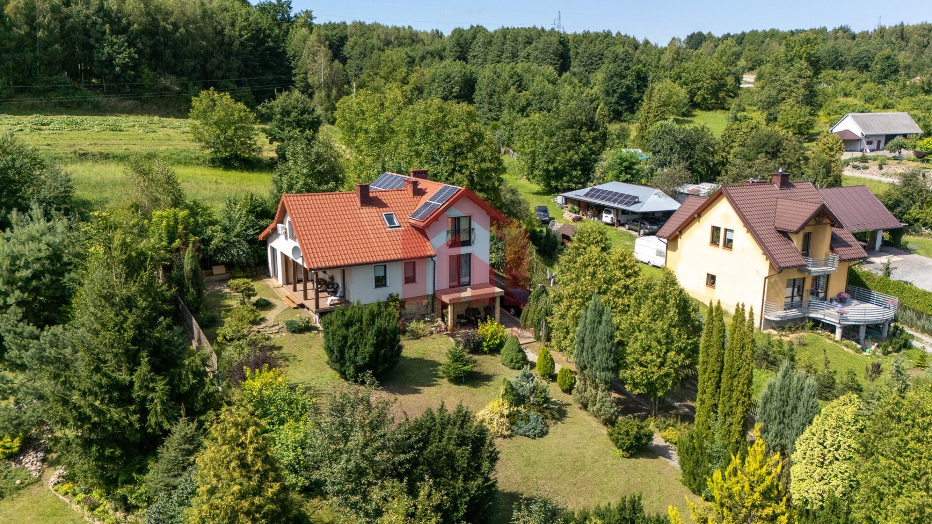 Do zamieszkania DOM w Ropczycach z piękną działką