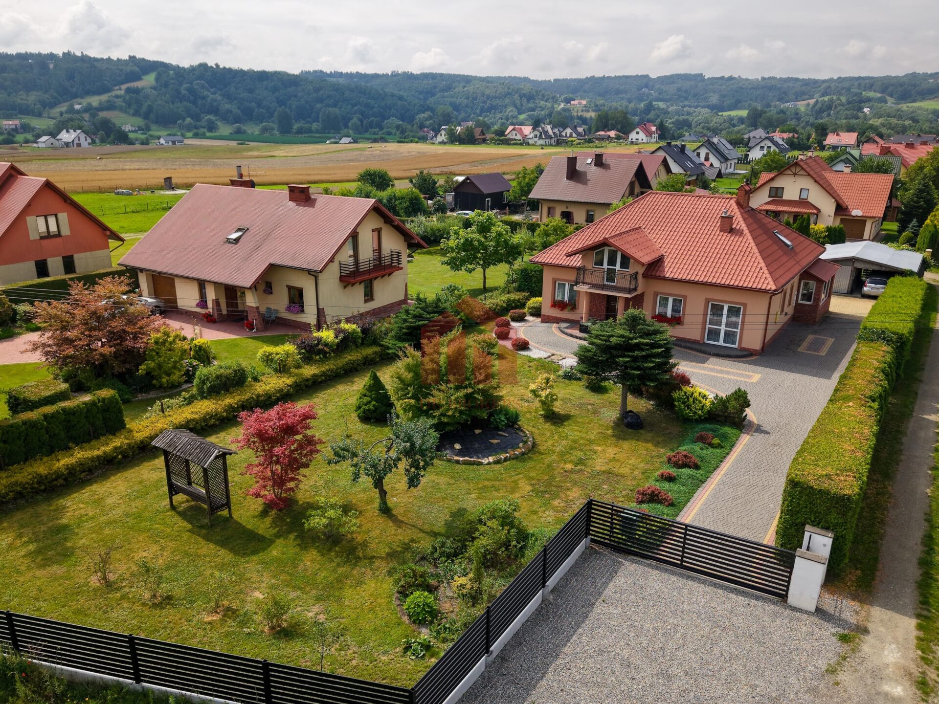 GOTOWY Dom wolnostojący Kielnarowa Działka 13ar