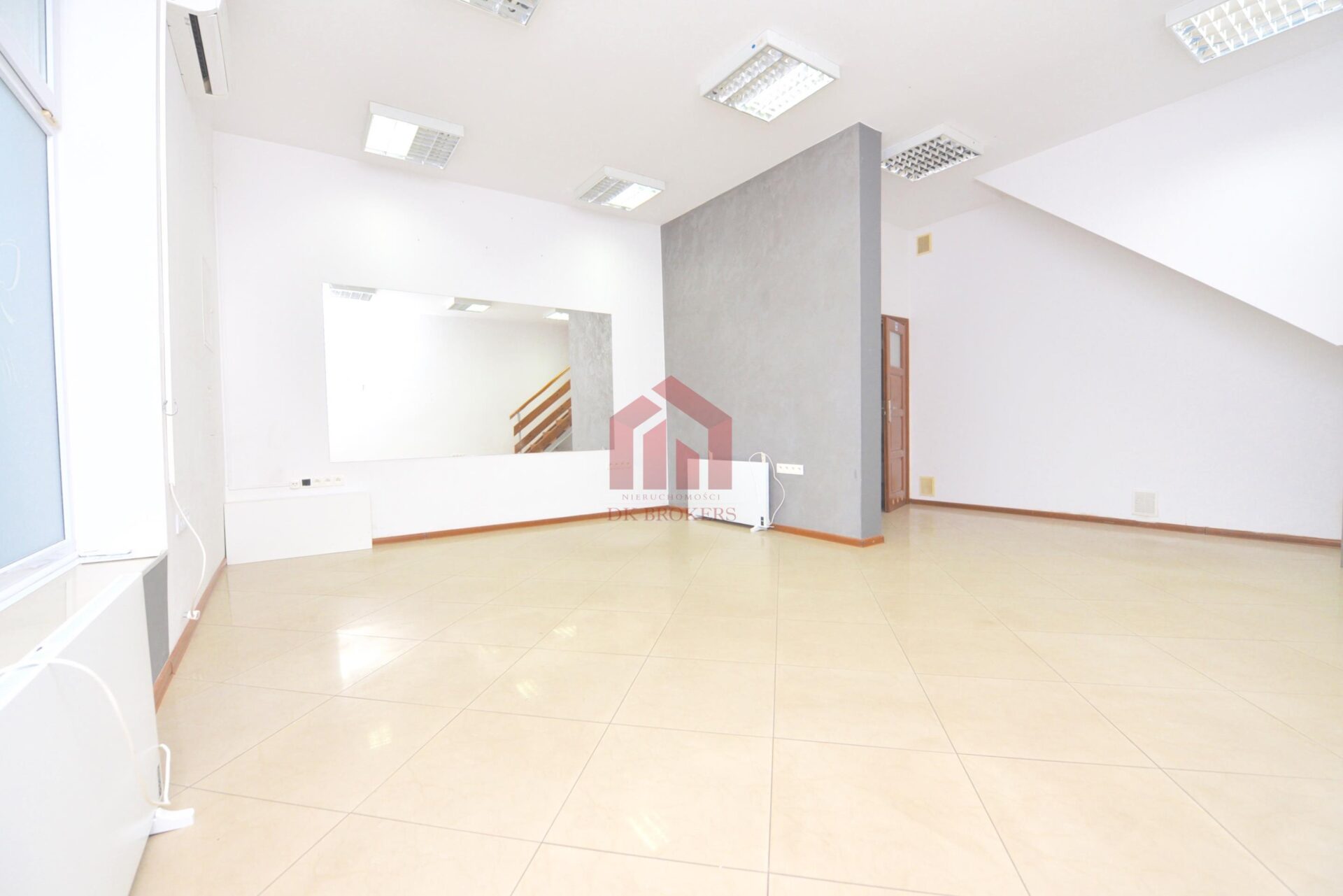 Lokal blisko w centrum miasta!!!