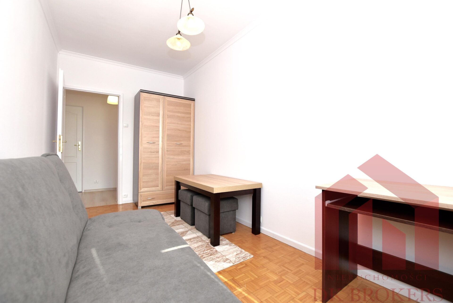 3-pokoje+kuchnia – umeblowane mieszkanie os. Kmity