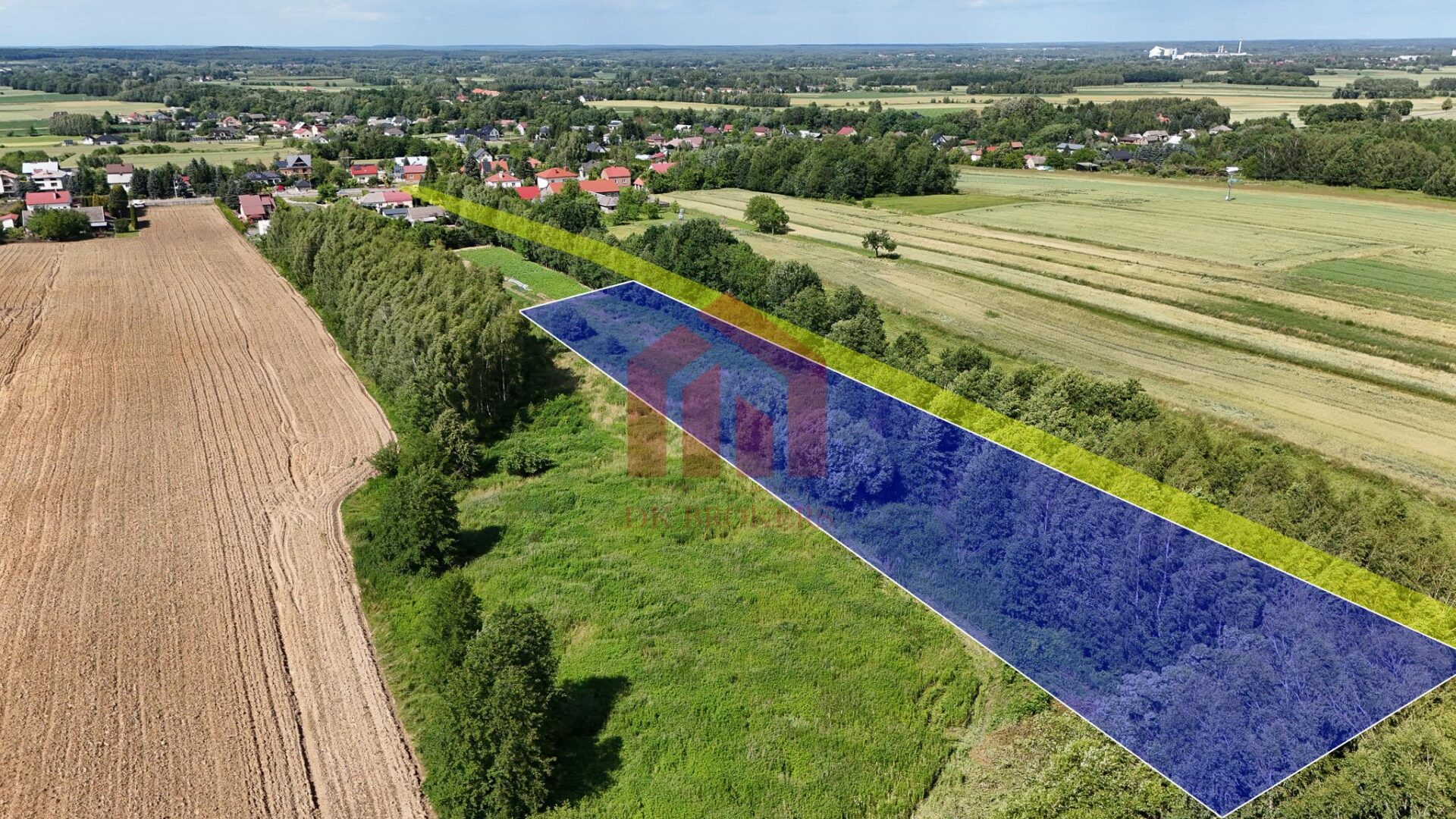 53 ary z lasem, nie opodal DK94, kemping