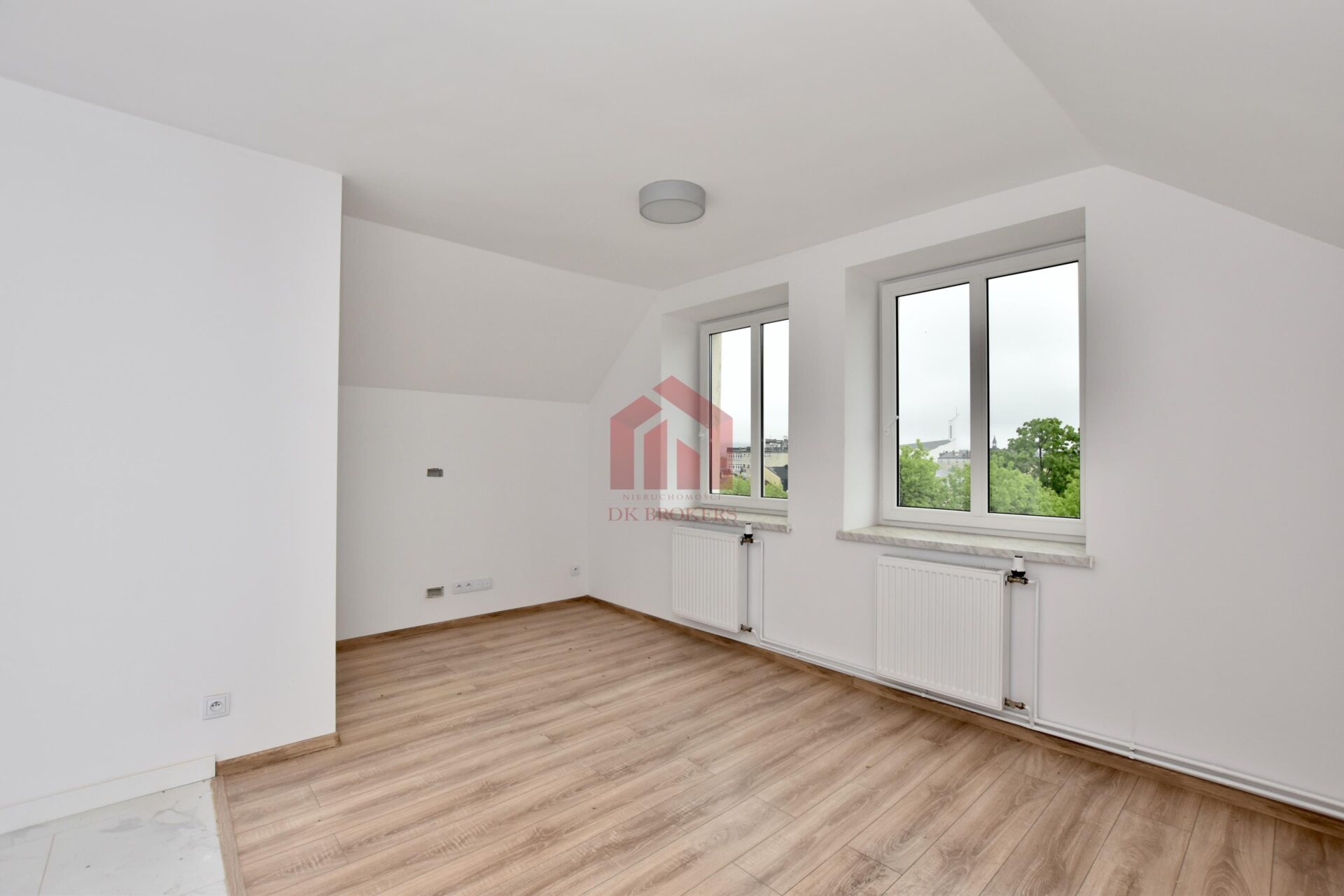 70 m2 w centrum Dębicy w kamiecy 3 pokoje