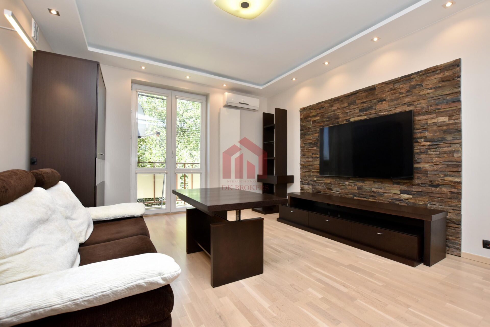 W pełni wyposażone z klimatyzacją 2 POKOJE+kuchnia