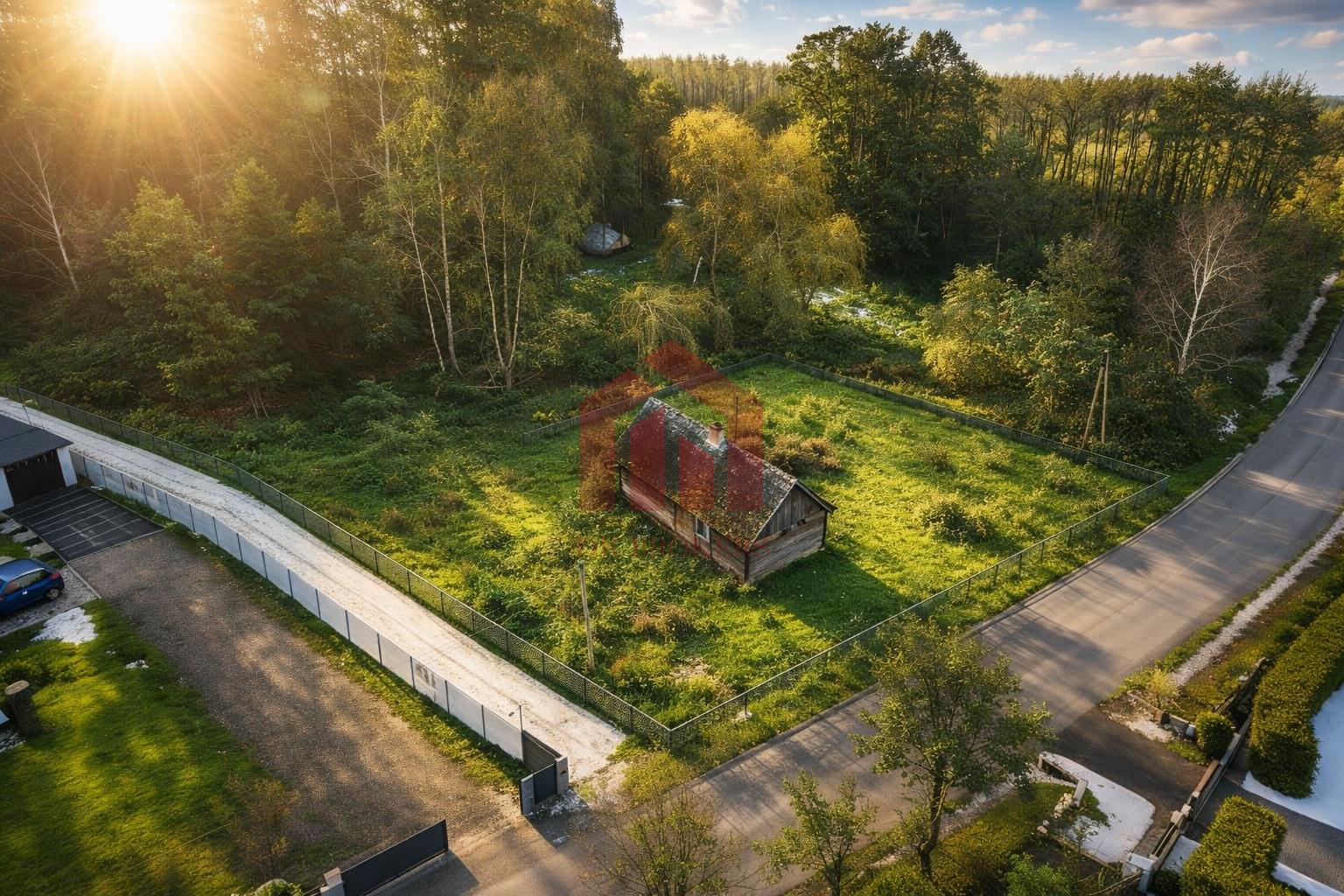 Działka na wsi z drewnianym domem 44 ar!!