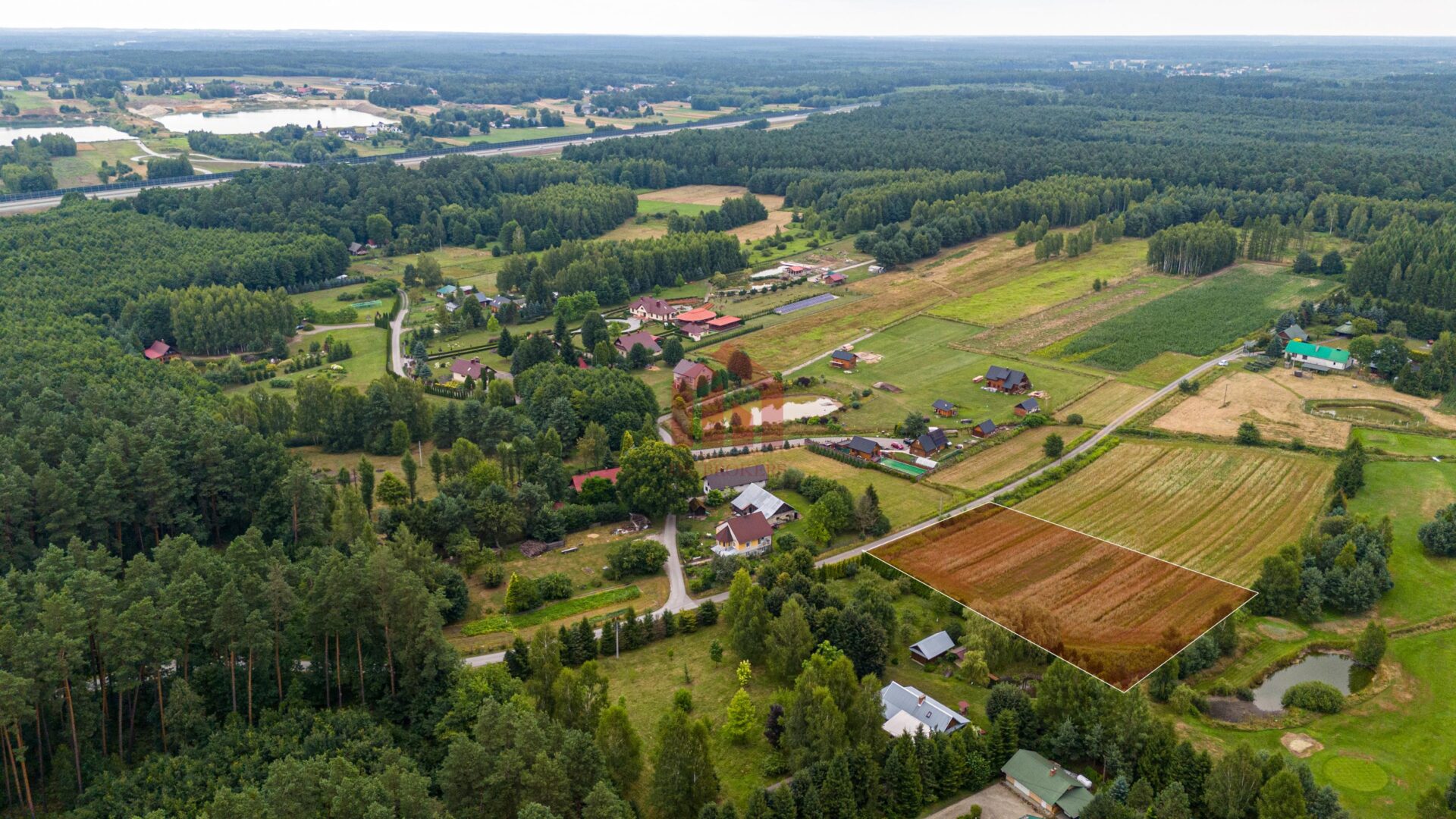 Działka budowlana w Enklawie lasu w Krzywej 31 AR!